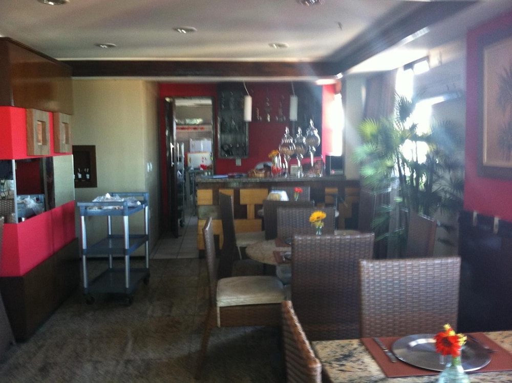 JOH Blue Ocean Hotel 36/63
