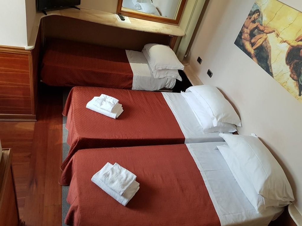 Louisiana Hotel 9/35