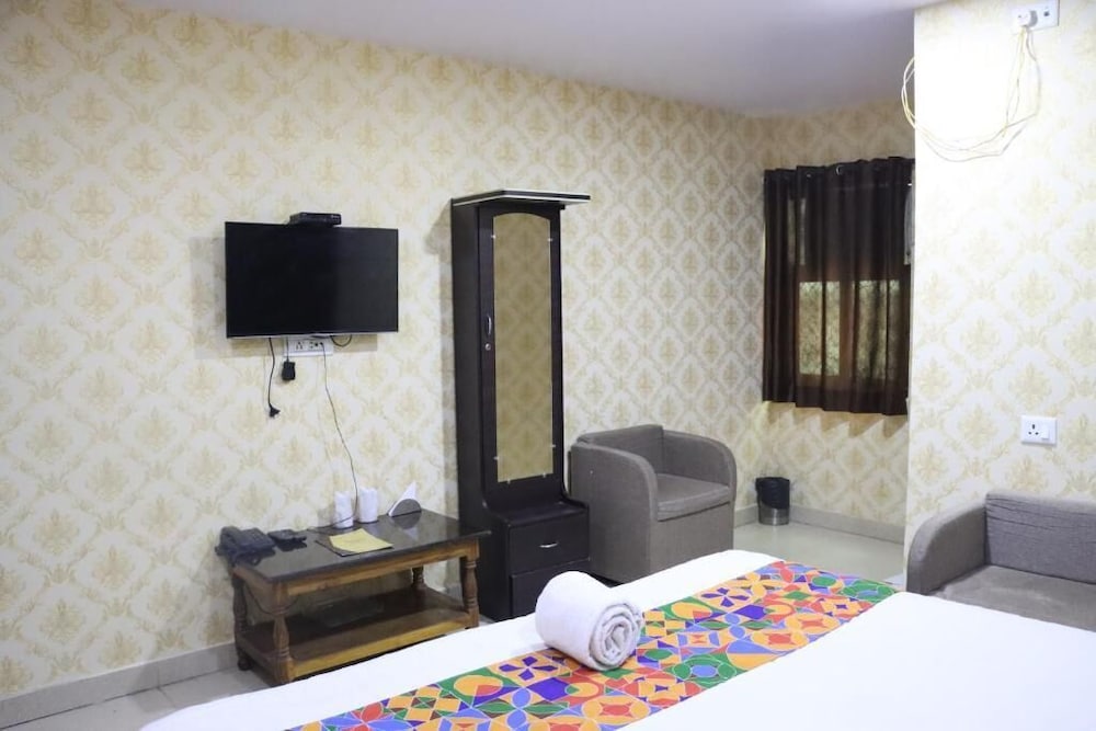 Hotel Sarweshwary 37/47