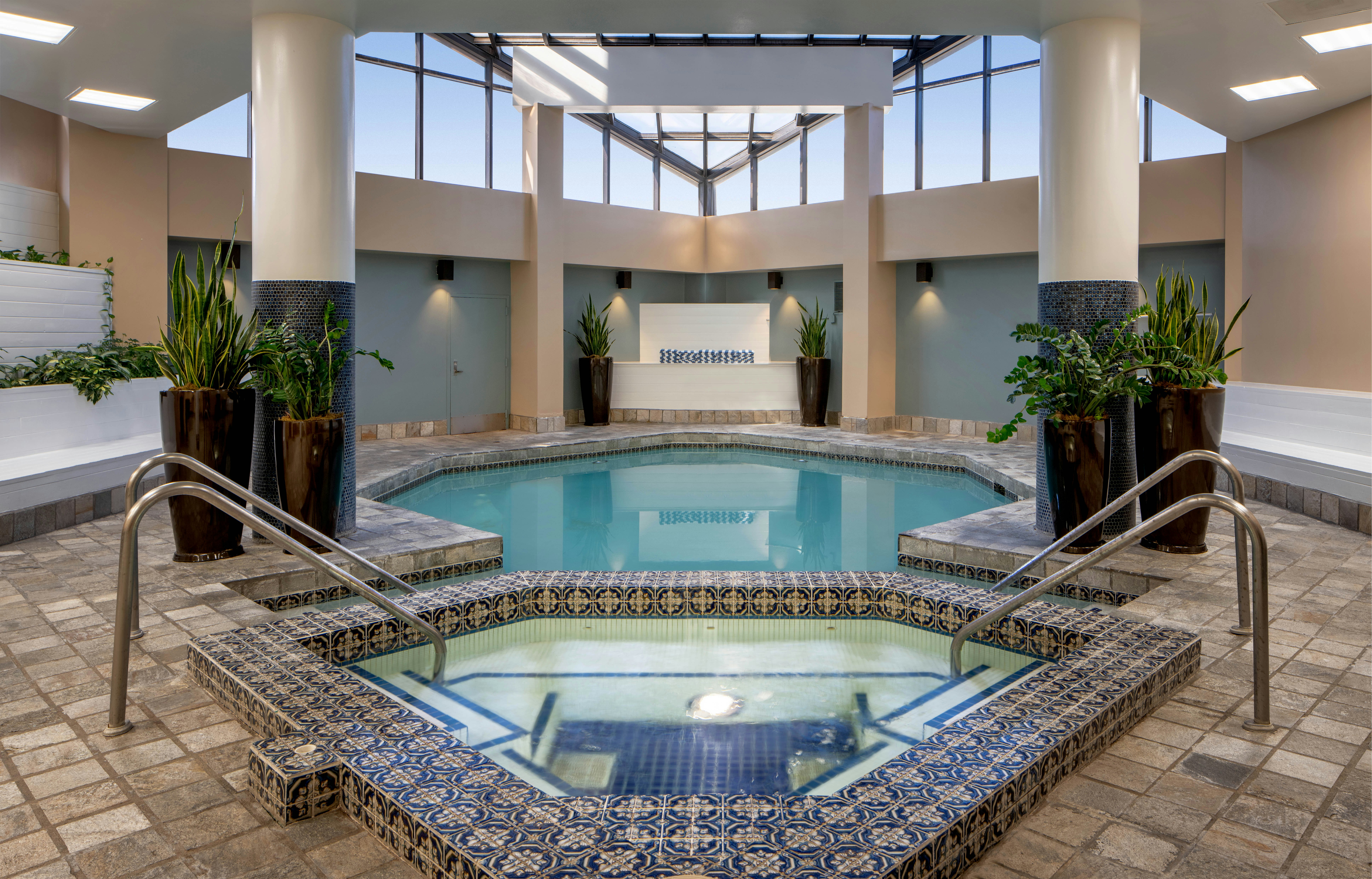DoubleTree Suites by Hilton Hotel Salt Lake City Downtown 24/74