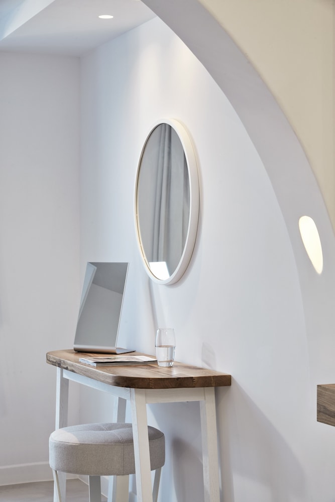 Nikki Beach Resort And Spa Santorini 51/61