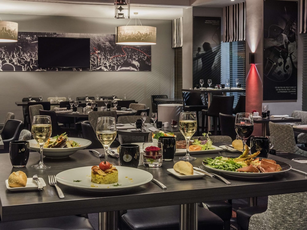 Mercure Paris Velizy 59/74