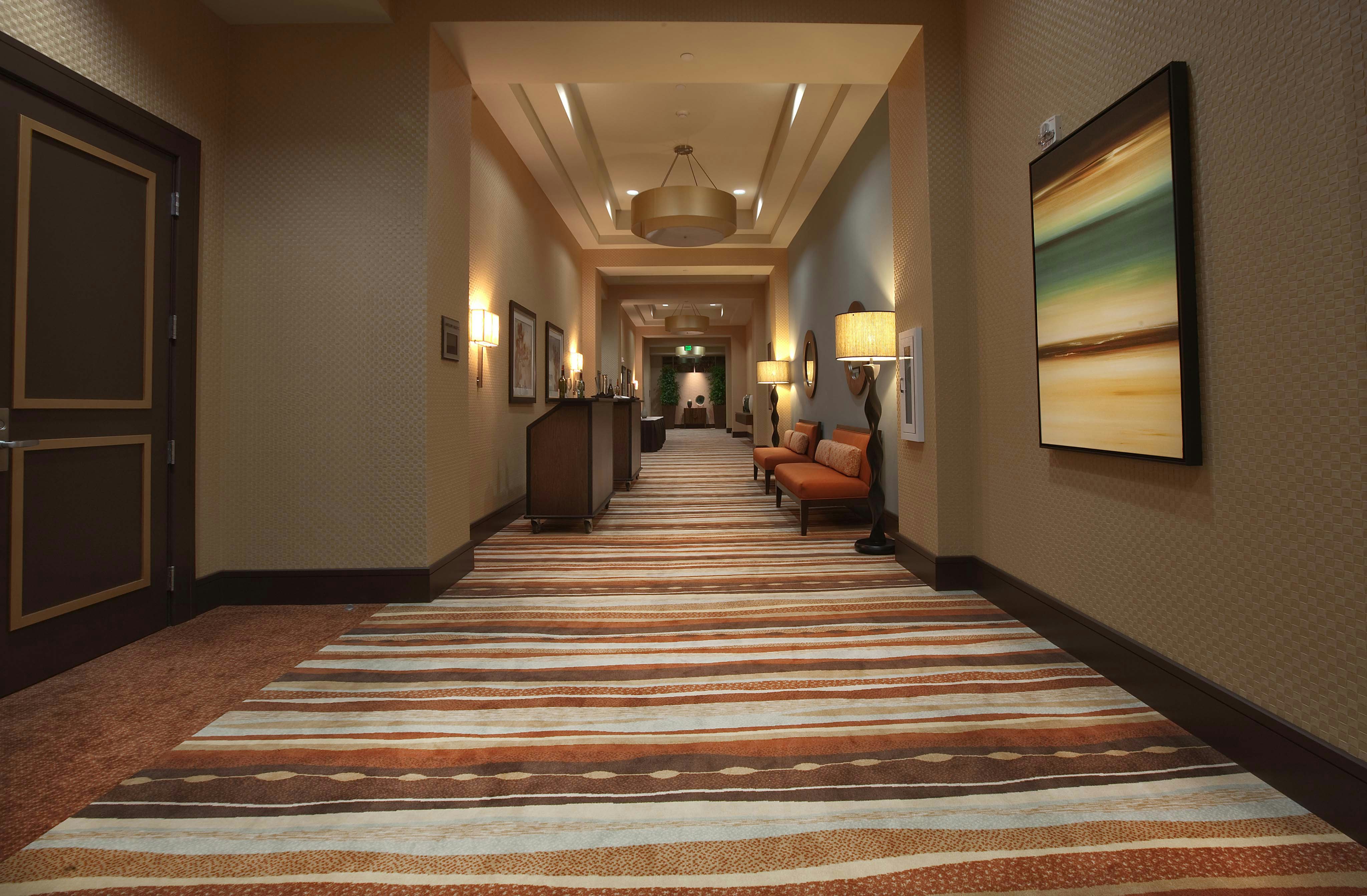 Embassy Suites Palmdale 42/63