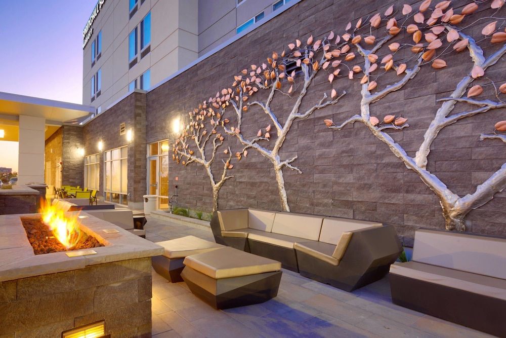 SPRINGHILL SUITES IDAHO FALLS 4/34