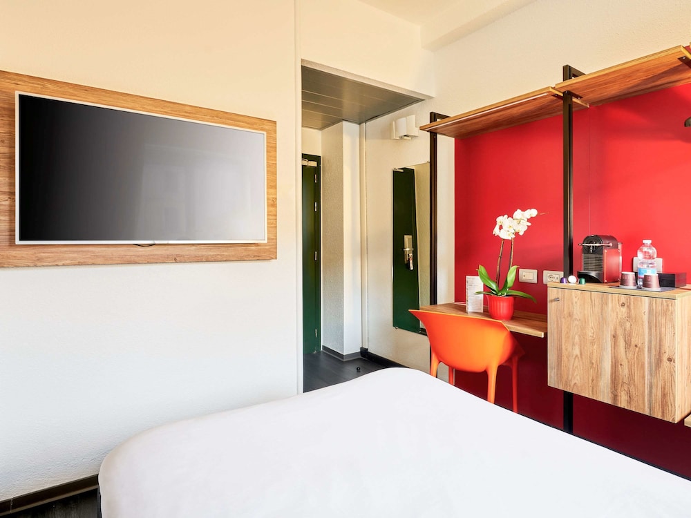 Ibis Milano Centro 36/77