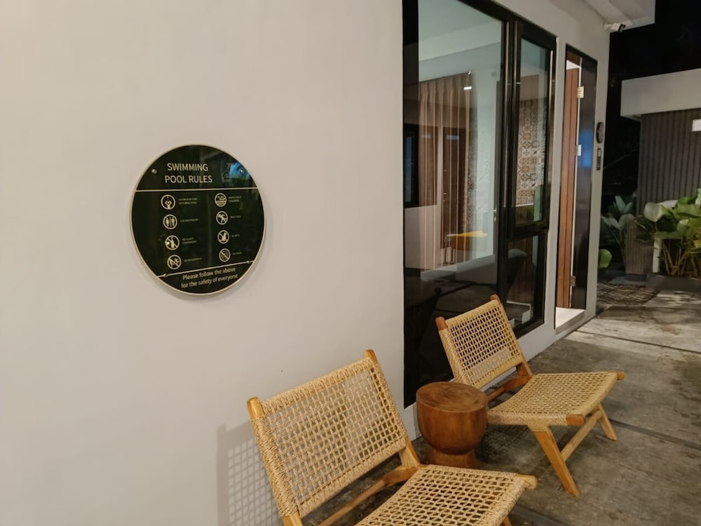 Padinis Villa & Coffee 57/77