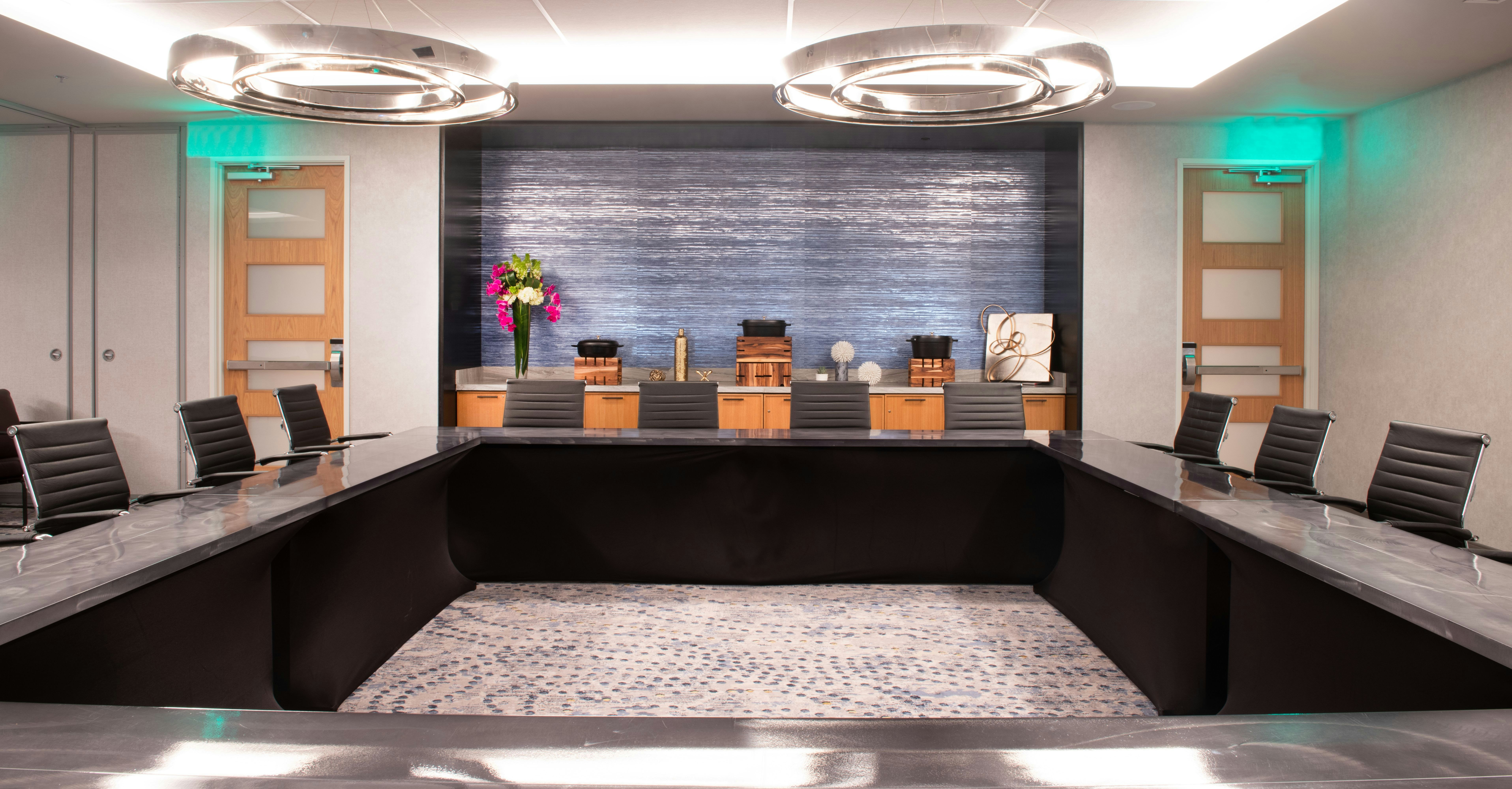 The Charter Hotel Seattle Curio Collection by Hilton 47/81
