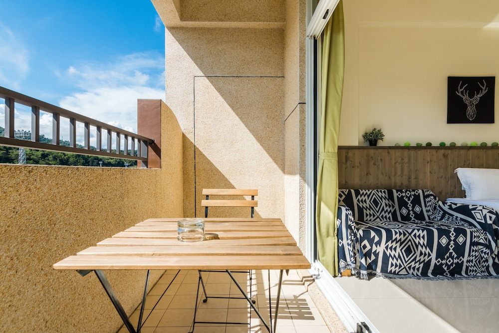 Cozy Green Guest House 33/49