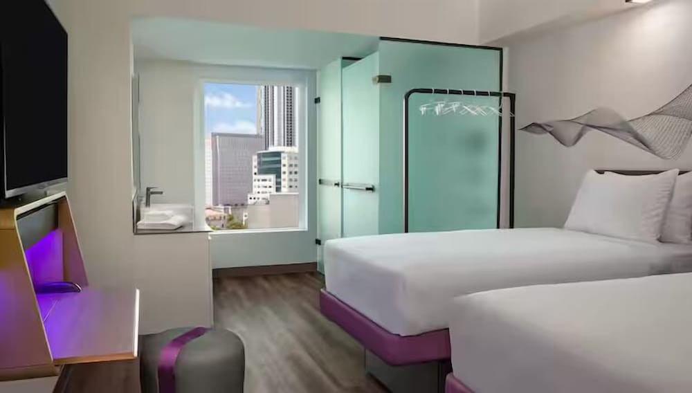 YOTEL Miami, Select by Hilton 11/48