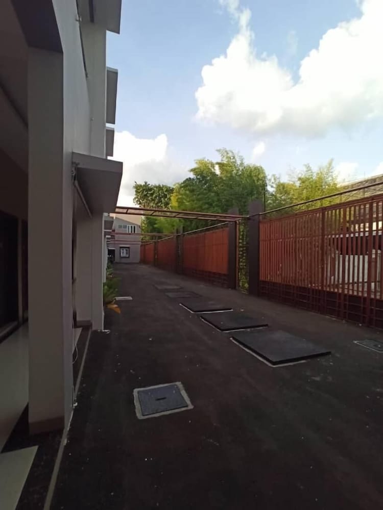 Hotel Tosan Solo Baru 34/39