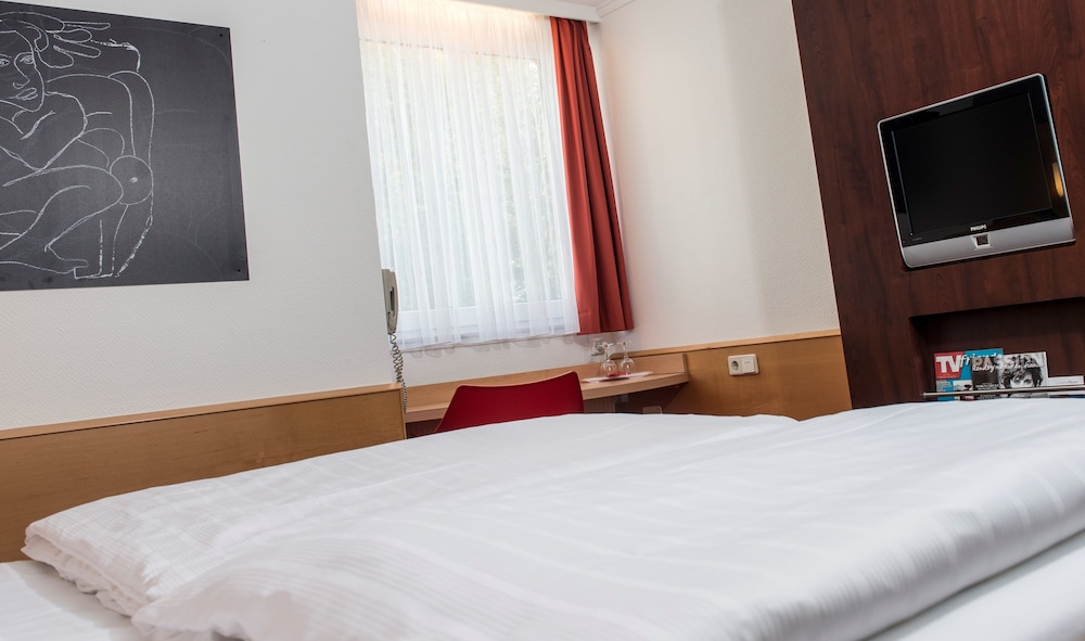 IBIS KASSEL MELSUNGEN 9/50