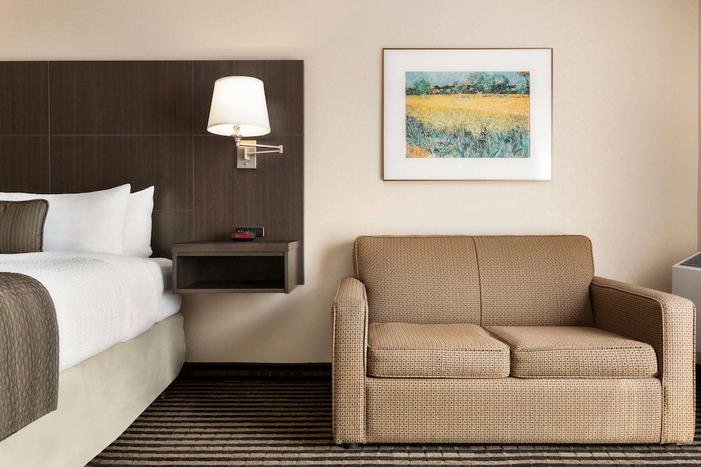 Days Inn By Wyndham Miramichi NB 19/45