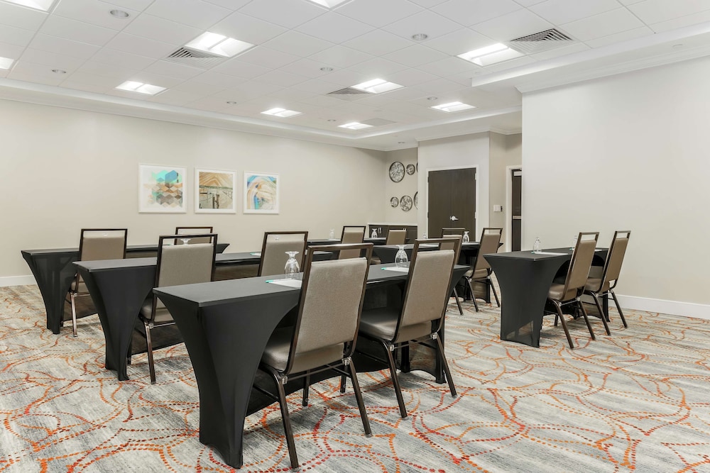 Homewood Suites by Hilton Long Island Melville 45/49