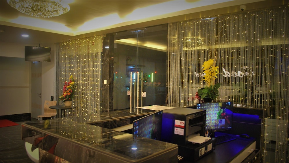 Good 9 Hotel - Bukit Dahlia 22/24