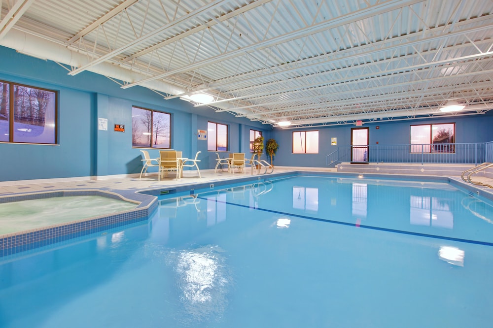 swimming pool spa
