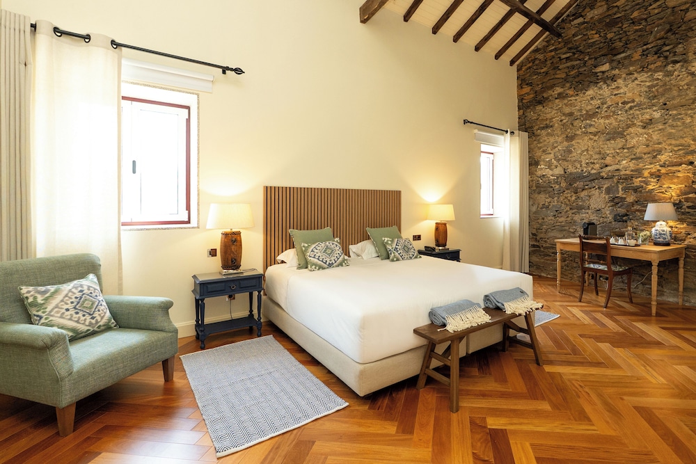 Superior, House, Twin Beds, Annex