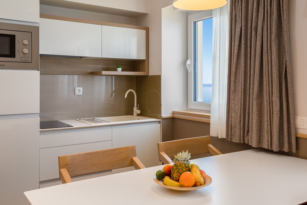 APARTHOTEL TAMARIS 8/74