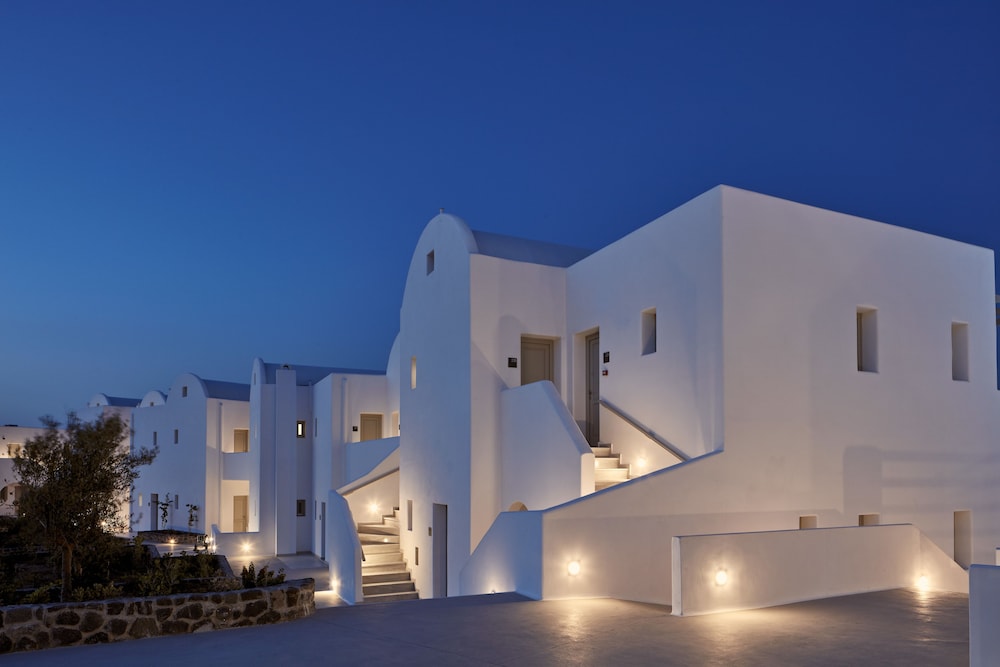 Costa Grand Resort and Spa 58/59