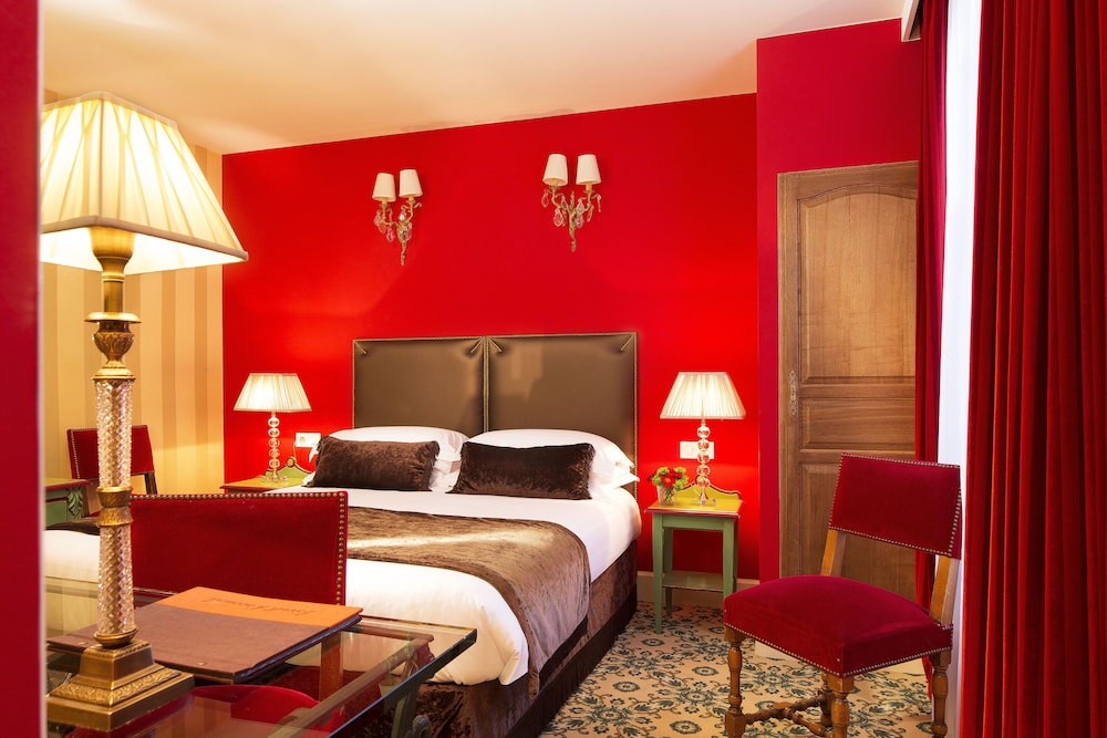 Hotel Des Deux Continents 44/80