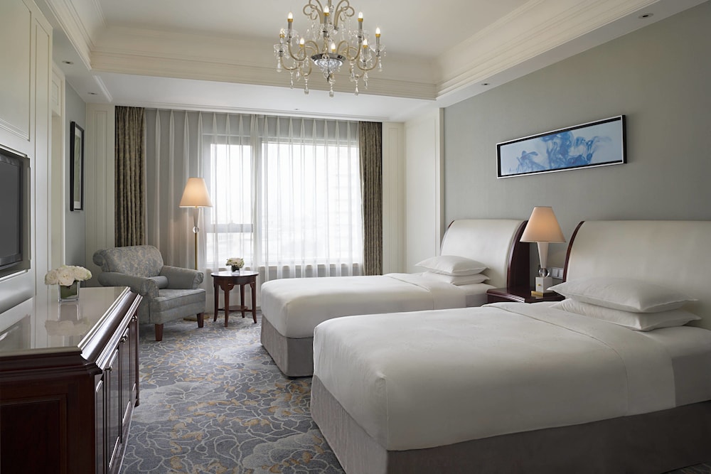 Courtyard By Marriott Shanghai Fengxian 17/41