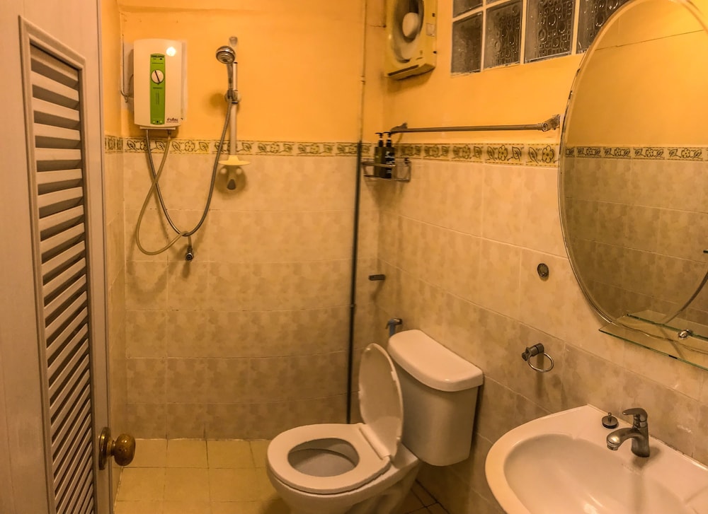 Surada Guesthouse 9/29