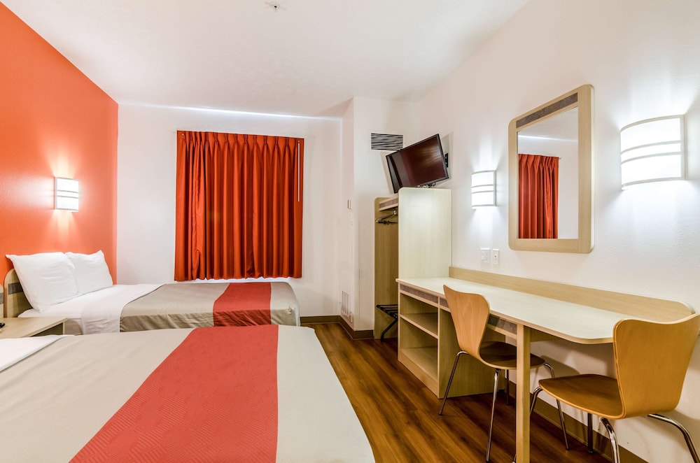 Motel 6 Kearney, NE 6/54