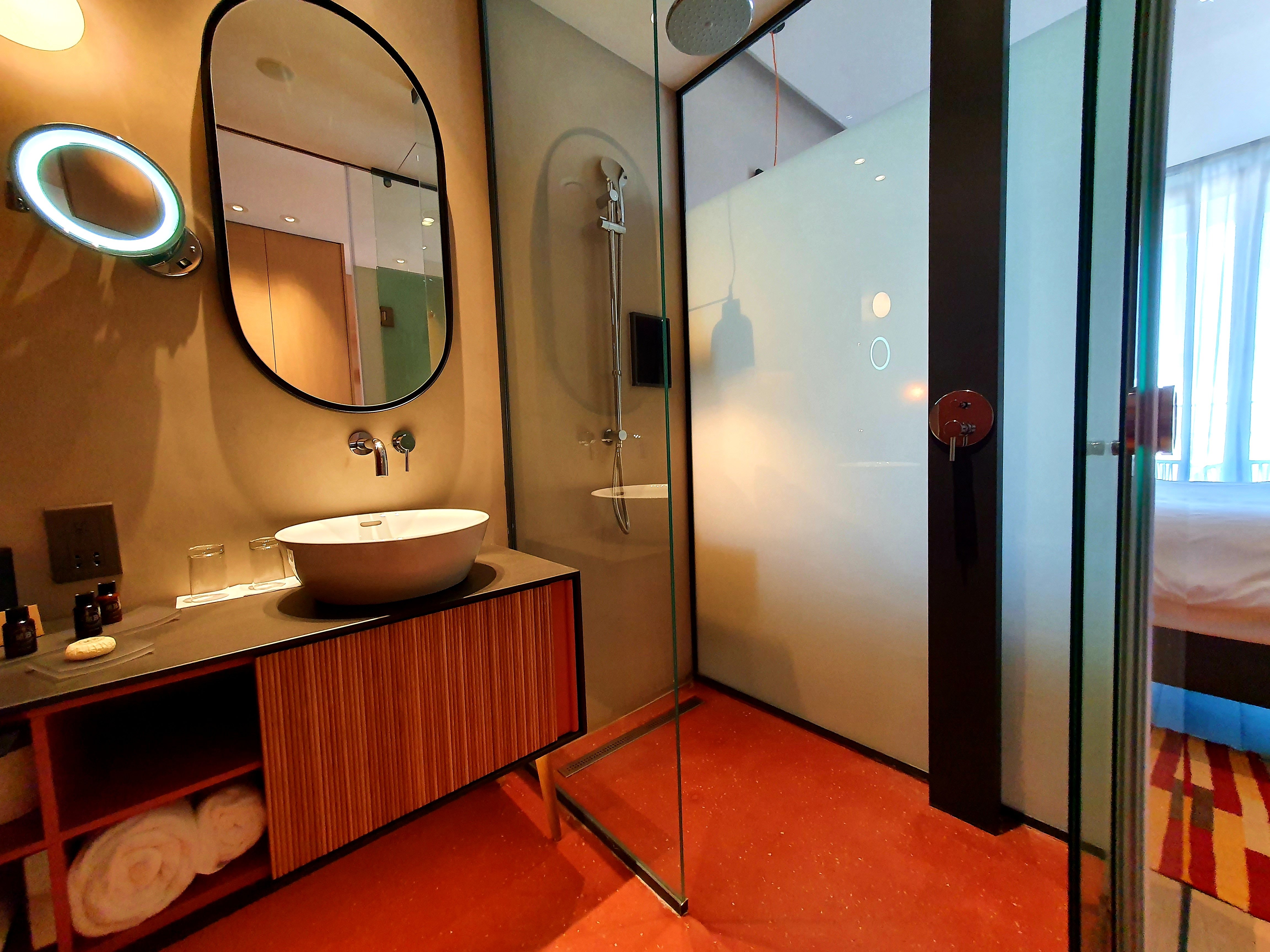 INDIGO HOTEL - Adults Only 82/82