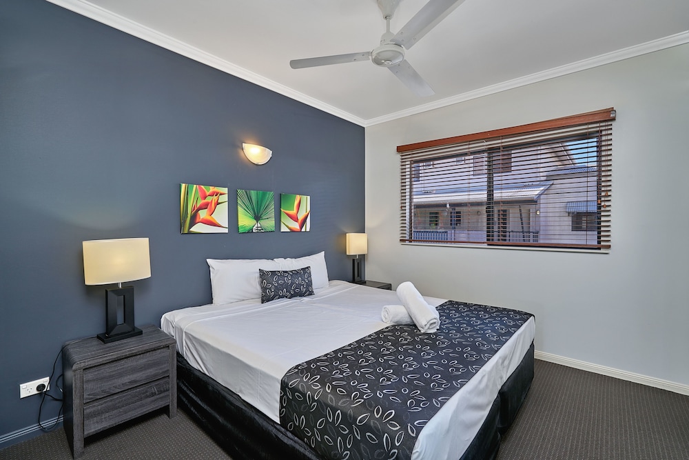 GETAWAY ON GRAFTON 20/41