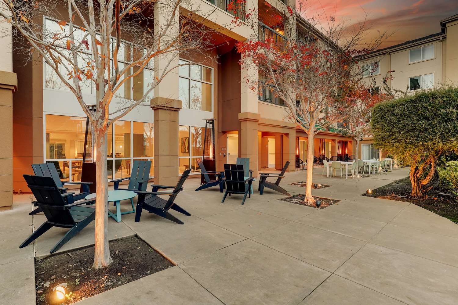 Sonesta Select San Francisco Airport Oyster Point Waterfront 31/67