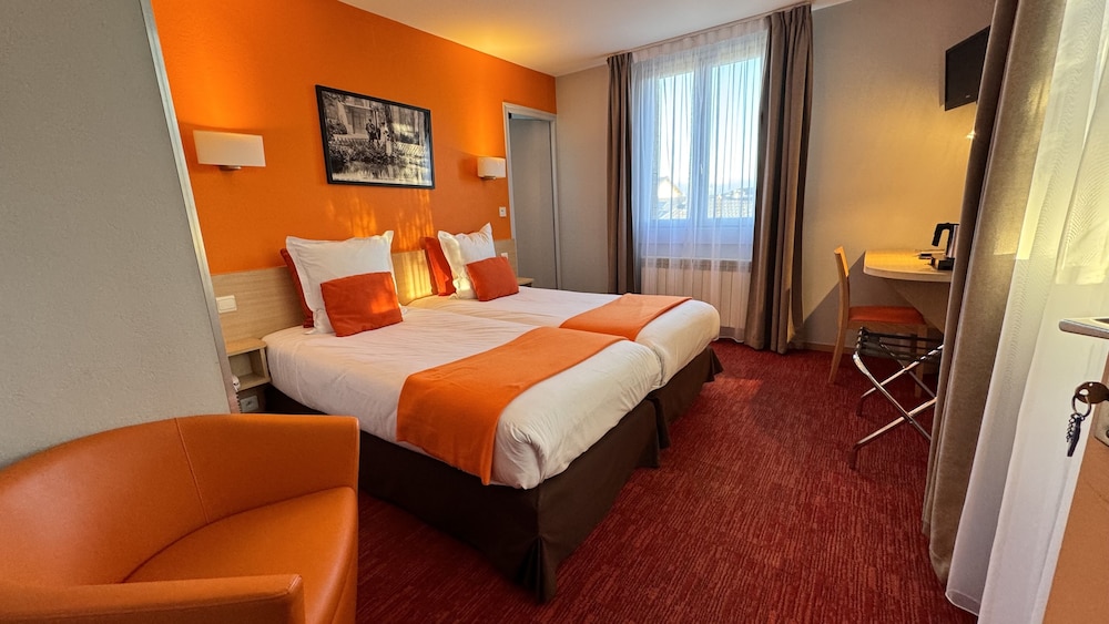 Logis Hotel la Terrasse Fleurie 13/43