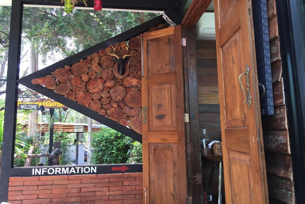 Villa Rayonghouse 2/66