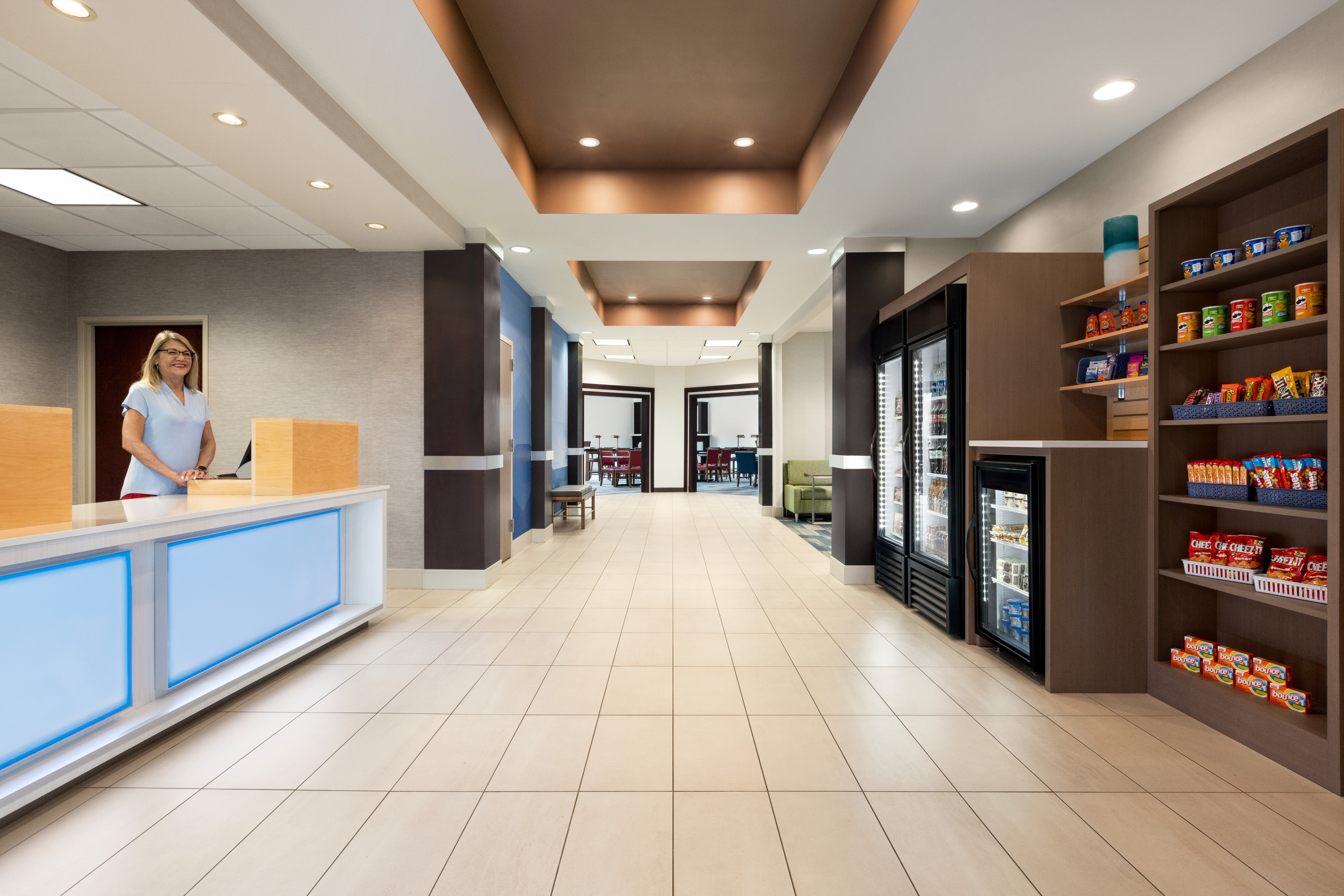 Holiday Inn Express Suites Akron Regional Airport Area 7/43