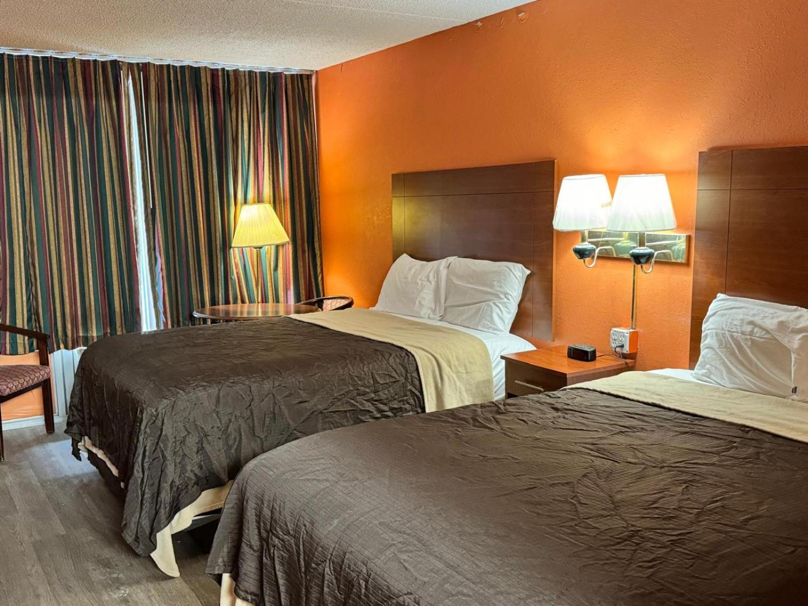 College Inn Spartanburg 8/33