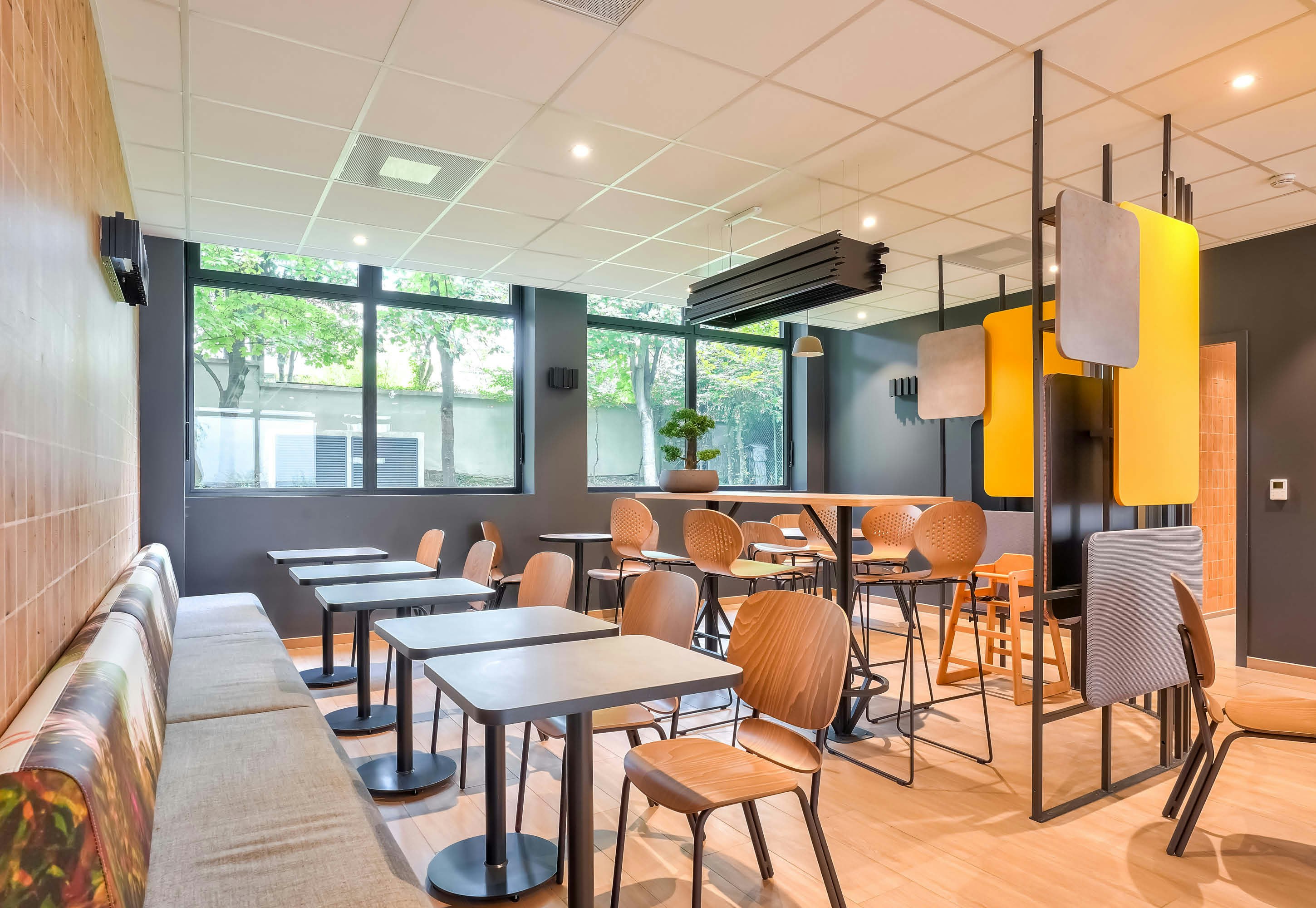 B&B HOTEL Paris Porte d Orleans 43/49