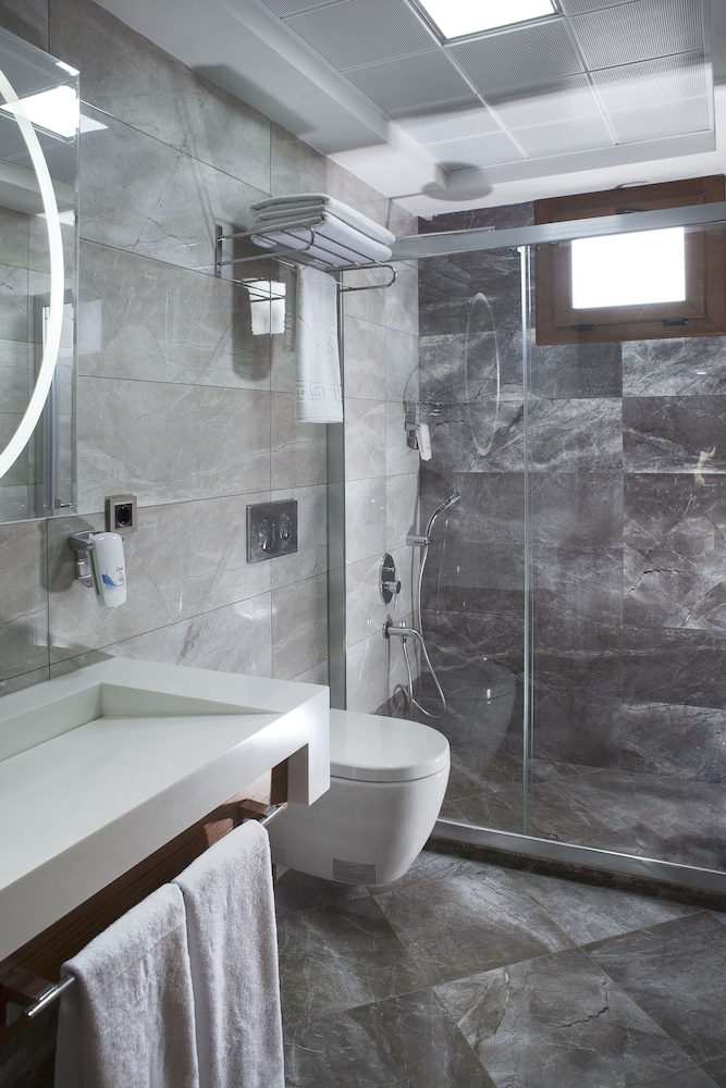 Buca Residence Hotel 34/36