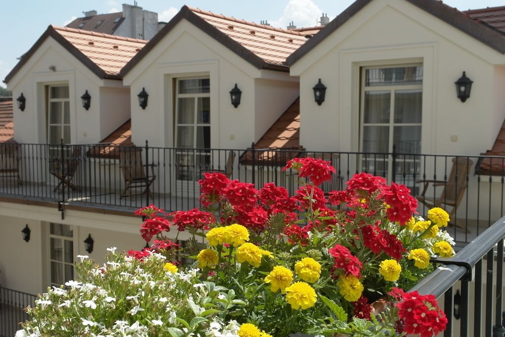 Hotel Angelis 19/39
