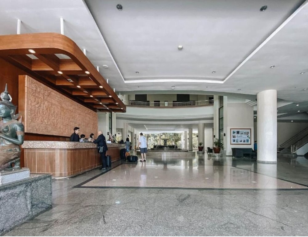 Loei Palace Hotel 11/83