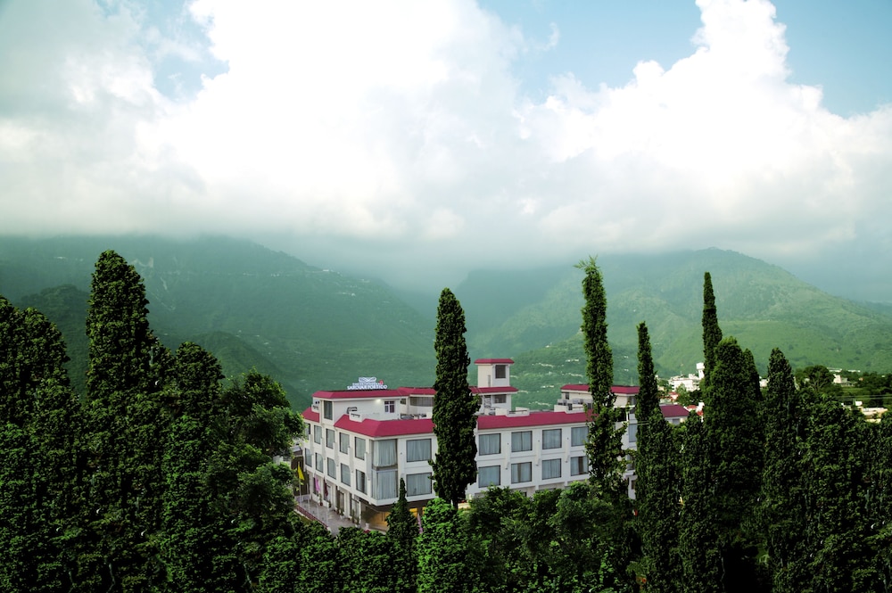 The Vaishno Devi Sarovar Portico Katra 59/66