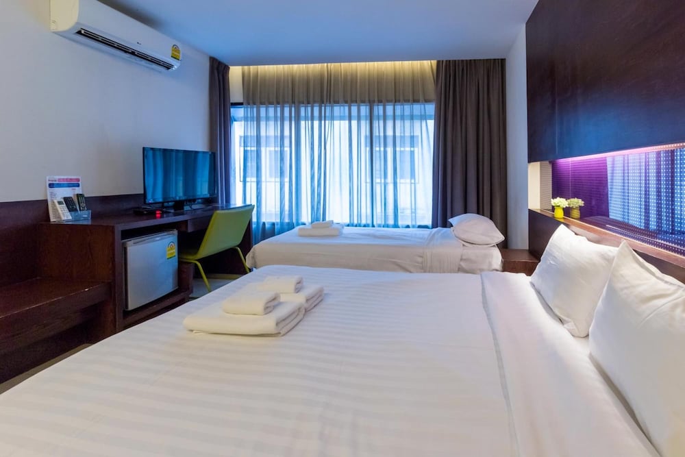 Collection O The Bangkok Airport Link Suite 20/56