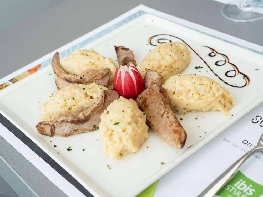 Ibis Styles Saint Dizier 32/68