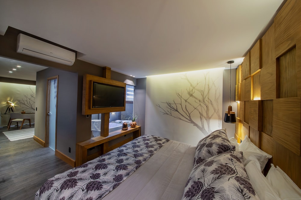 Hotel Wood 26/46