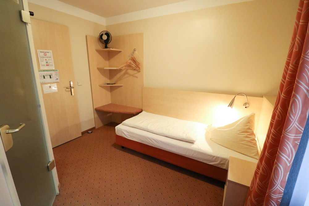 Petul Hotel An Der Zeche 15/43