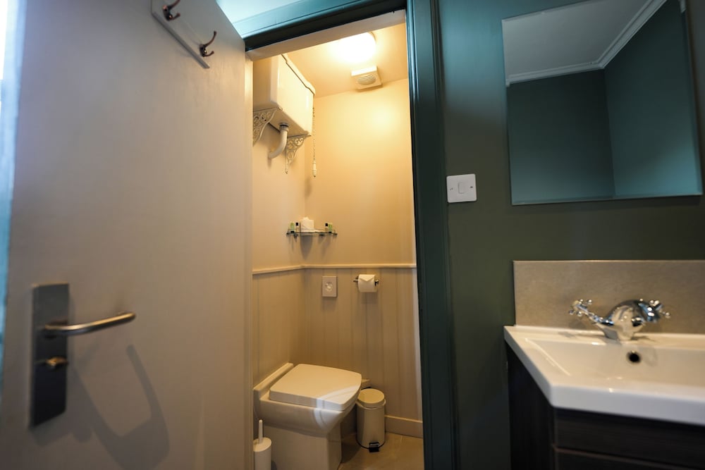 Whisky Vaults Hotel 39/50