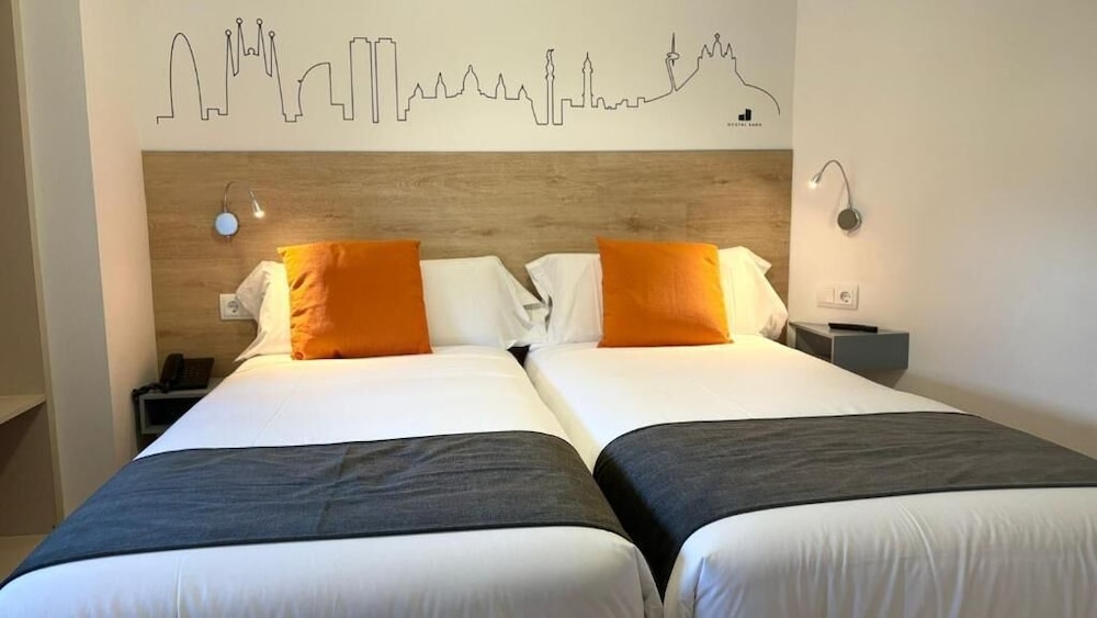 Hostal Sans 17/50