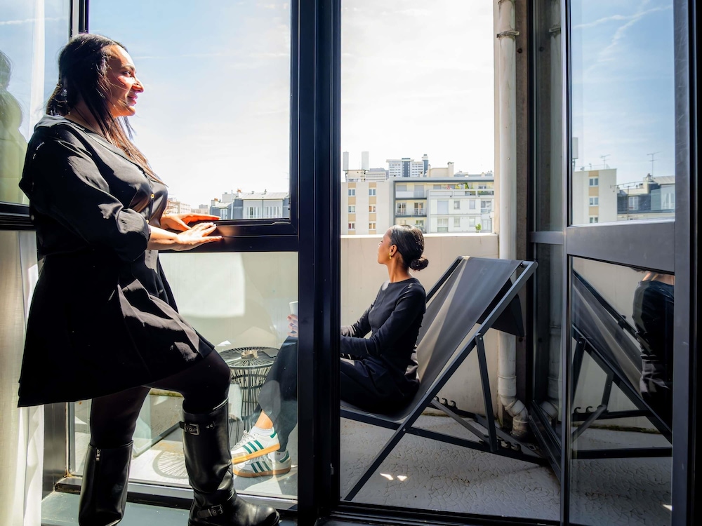 Mercure Paris Montparnasse Pasteur 8/73