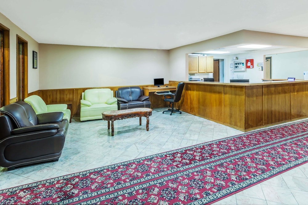 Super 8 By Wyndham Irving Dfd Airport South 14/22