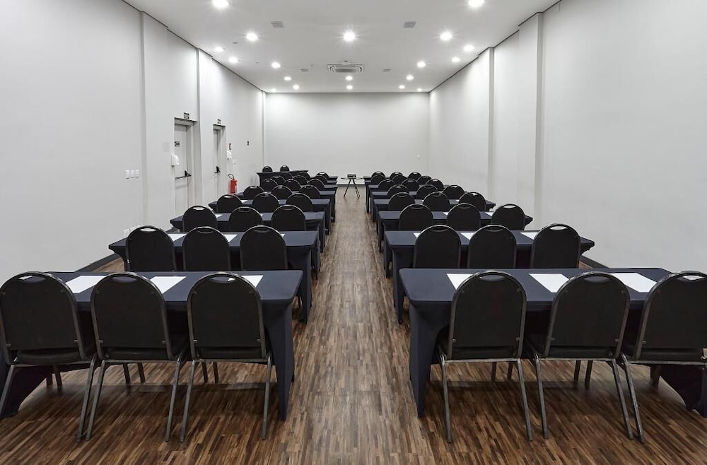 HOTEL NACIONAL INN BAURU 36/50