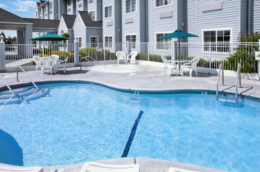 Microtel Inn And Suites Modesto Ceres 20/23