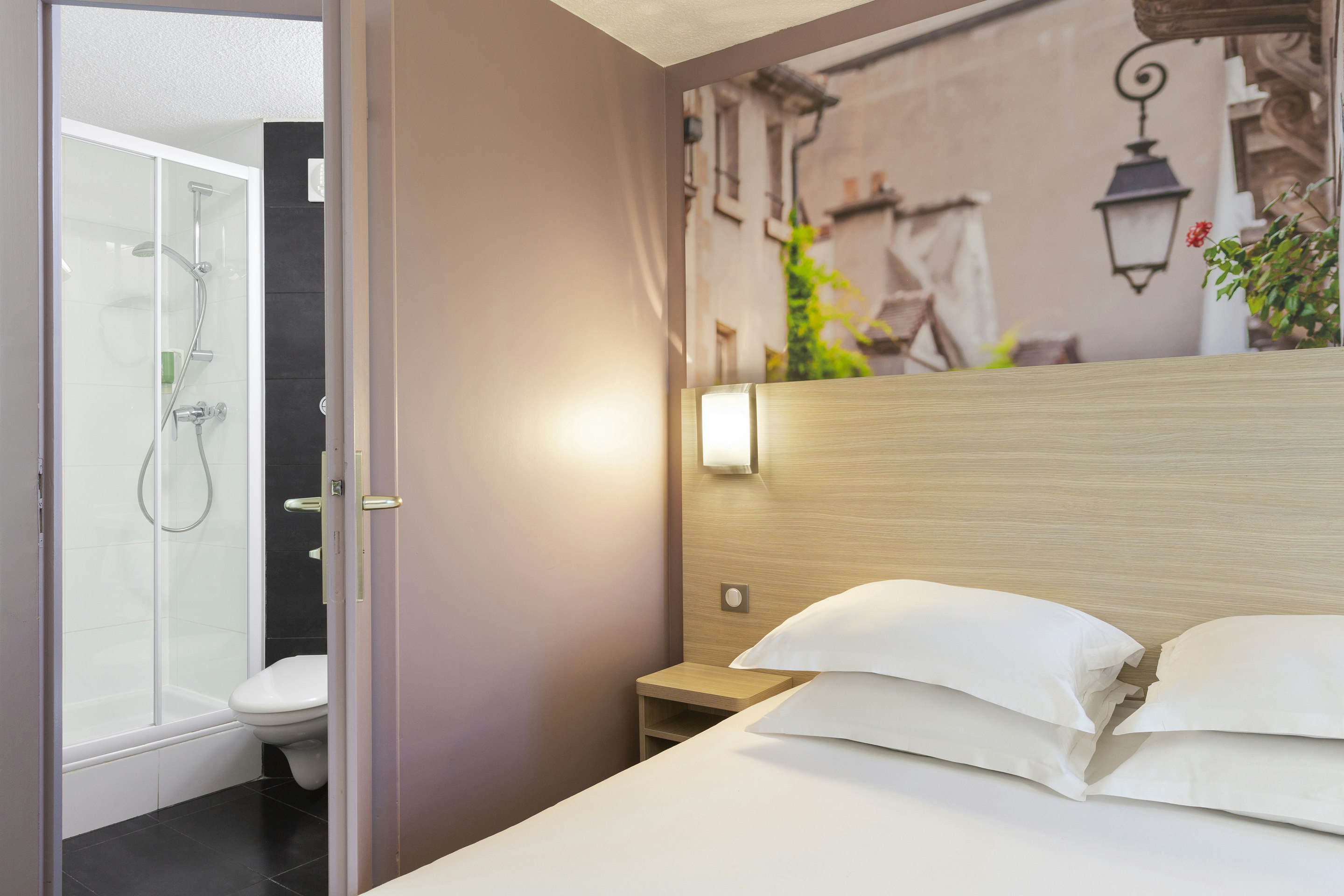 B&B HOTEL Marne la Vallee Chelles 10/18