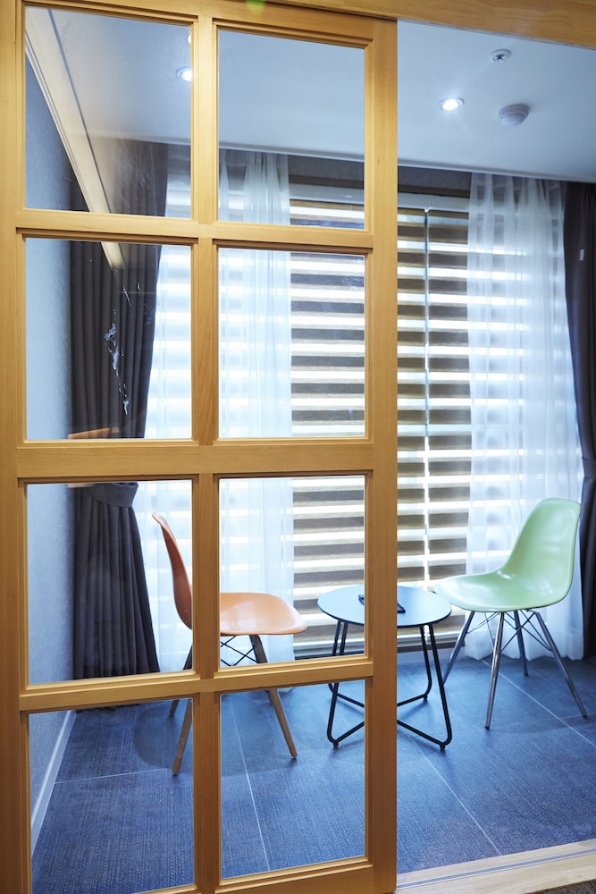 Royal Square Hotel Seoul 47/52